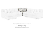 Laurelgrove Sectional with Chaise