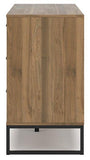Deanlow Bedroom Package