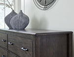 Montillan Dresser