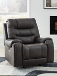 Femley Recliner
