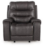 Femley Recliner